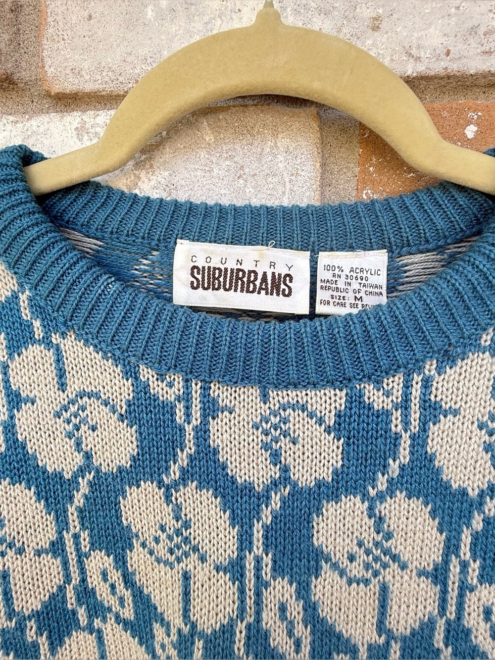 Country Suburbans Vintage Sweater - Picture 2 of 6